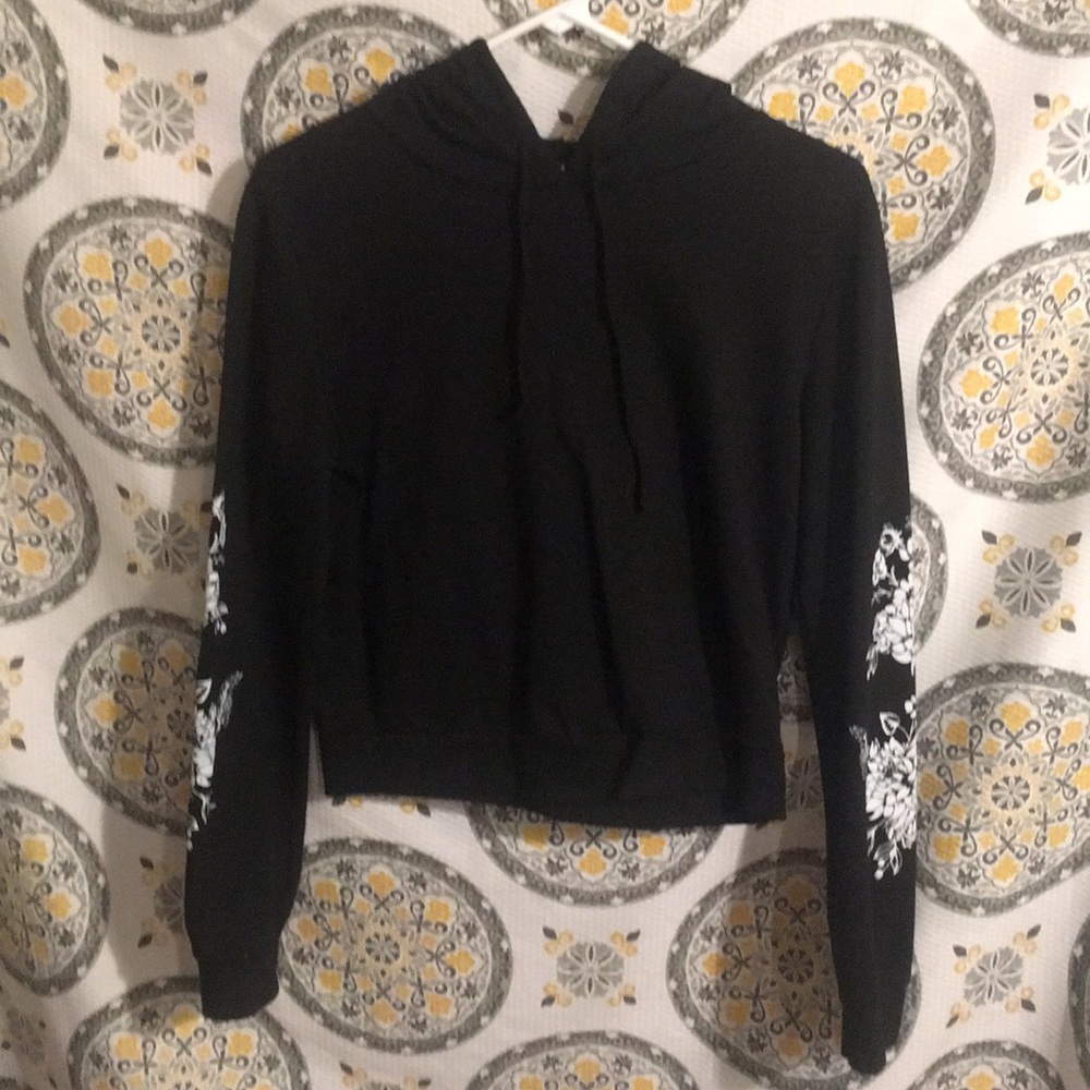 Black crop top